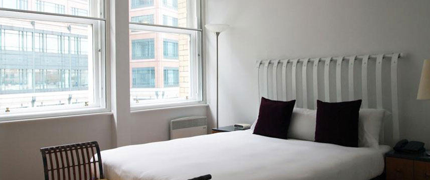 196 Bishopsgate Double Bedroom 196 Bishopsgate Double Bedroom