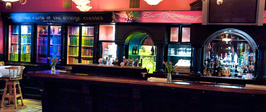 Abberley Court Hotel - Library Bar