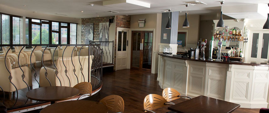 Abberley Court Hotel - Terrace Bar