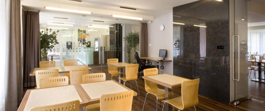 Aida Hotel - Work Area Aida Hotel - Work Area