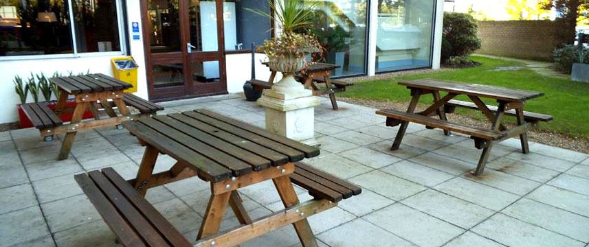 Airport Inn Gatwick - Terrace Airport Inn Gatwick - Terrace