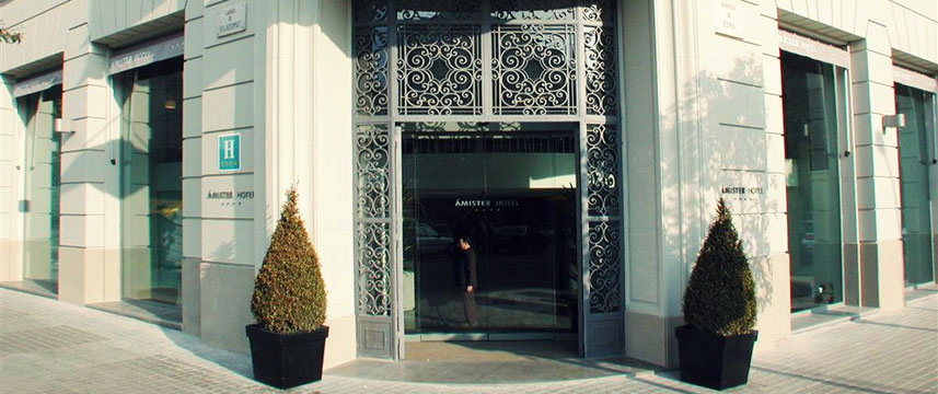 Amister Art Hotel - Entrance