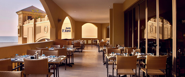 Amwaj Rotana Jumeirah Beach - Alfresco Dining