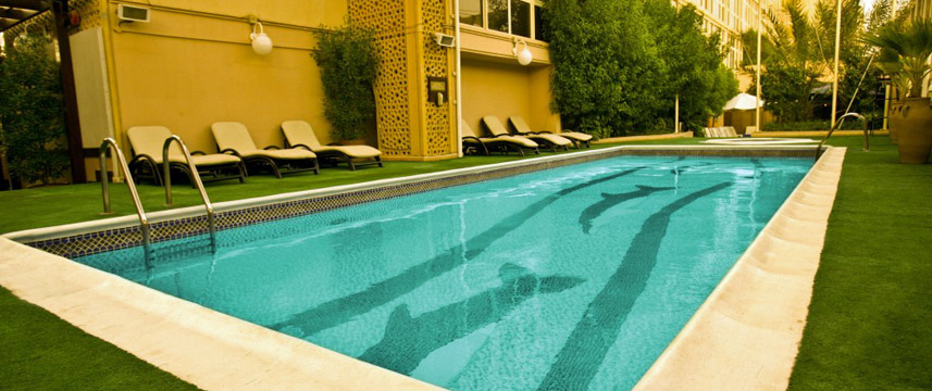 Arabian Courtyard Hotel & Spa - Pool