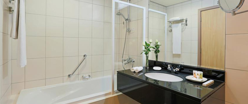 Arabian Park Hotel - Bathroom Arabian Park Hotel - Bathroom