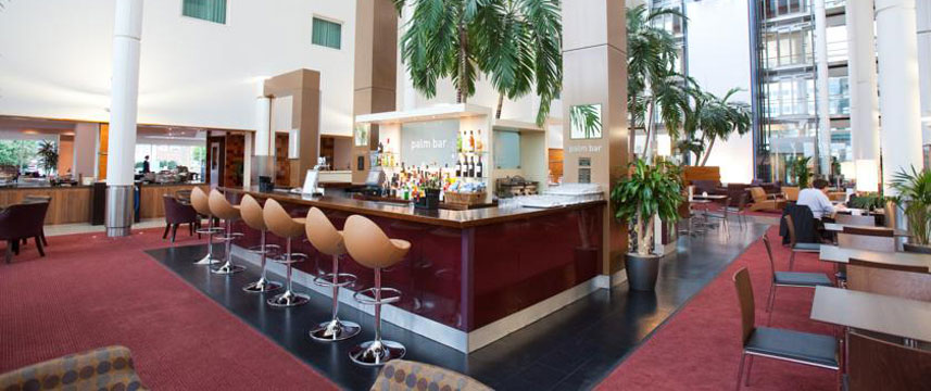 Arora International Gatwick - Bar Arora International Gatwick - Bar