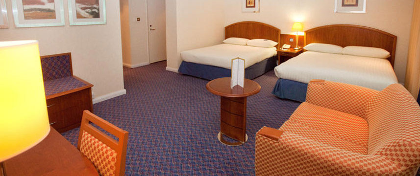 Arora International Gatwick - Family Bedroom Arora International Gatwick - Family Bedroom