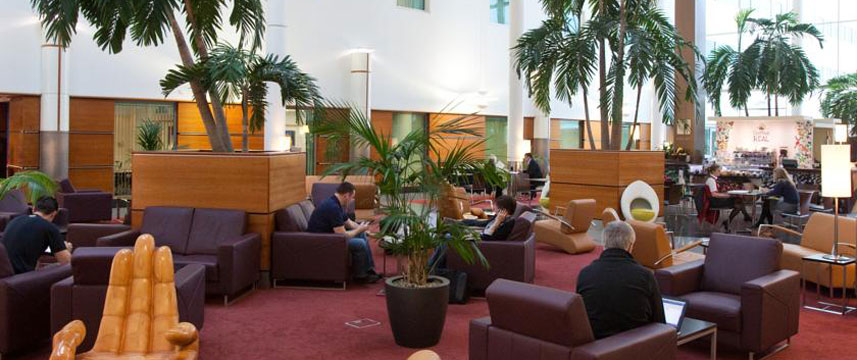 Arora International Gatwick - Lounge Arora International Gatwick - Lounge