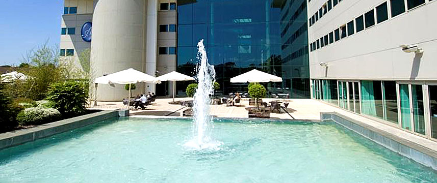 Arora International Gatwick - Pool Arora International Gatwick - Pool