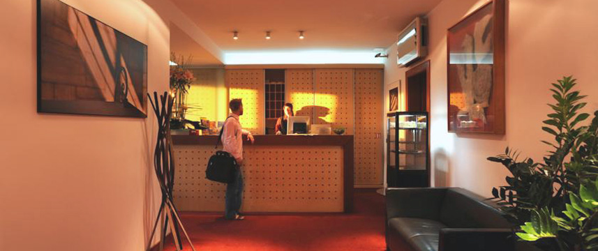 Art Hotel Prague - Reception Art Hotel Prague - Reception