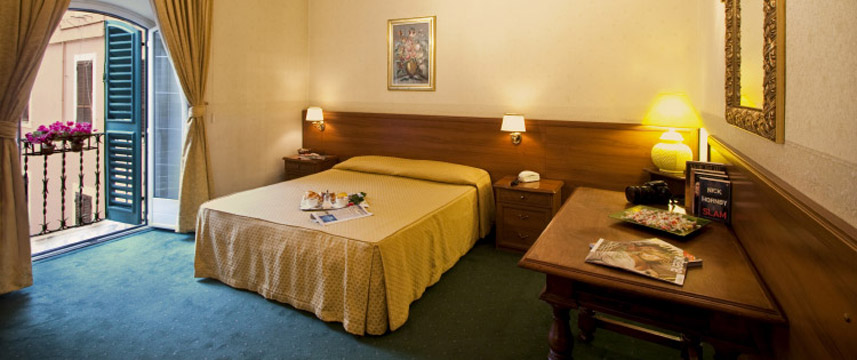 Astoria Garden Hotel - Bedroom Balcony Astoria Garden Hotel - Bedroom Balcony