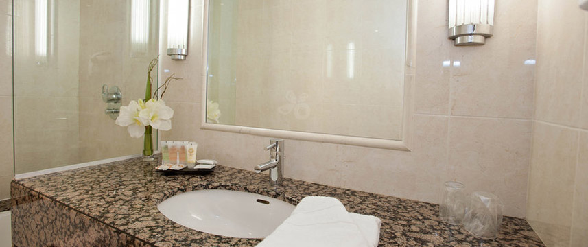 Astra Opera - Bathroom Astra Opera - Bathroom