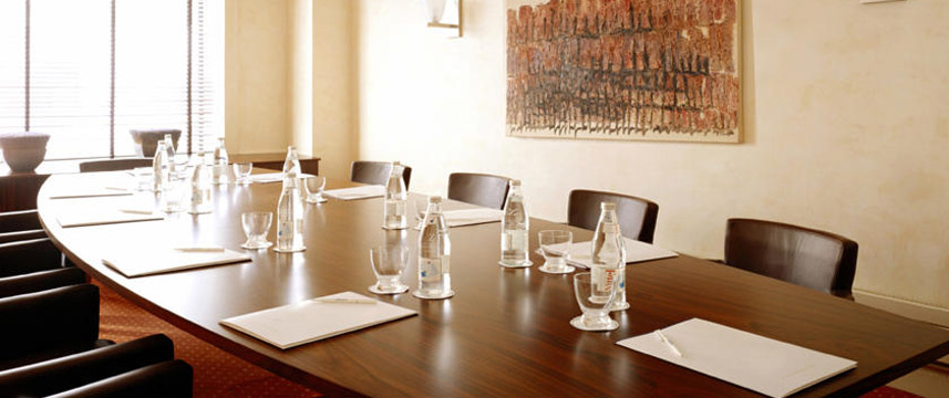 Astra Opera - Conference Room Astra Opera - Conference Room