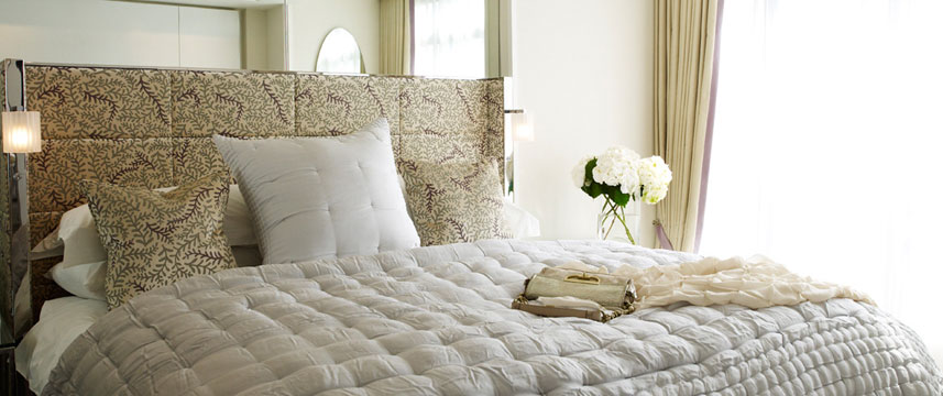 Athenaeum Bedroom Rooftop Suite Athenaeum Bedroom Rooftop Suite