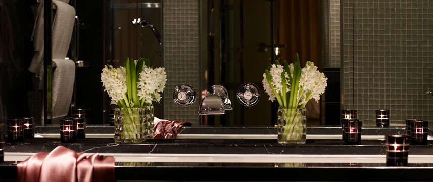 Athenaeum Rooftop Suite Bathroom Athenaeum Rooftop Suite Bathroom