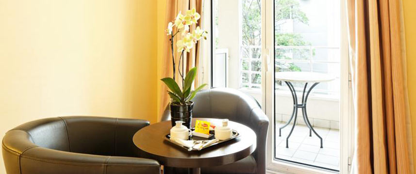 Auteuil Tour Eiffel - Balcony Auteuil Tour Eiffel - Balcony