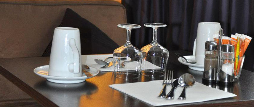 Auteuil Tour Eiffel - Dining Table Auteuil Tour Eiffel - Dining Table