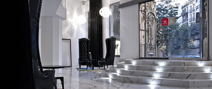 Axel Hotel Barcelona - Entrance Interior