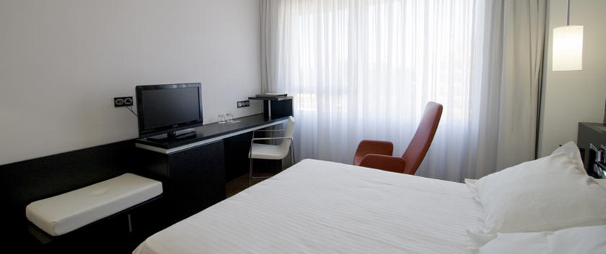 Axor Barajas - Double Bedroom Axor Barajas - Double Bedroom