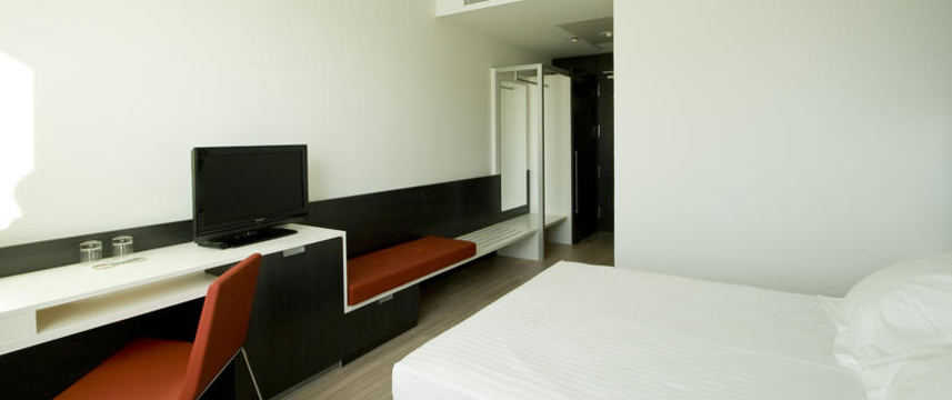 Axor Feria - Bedroom Facilities