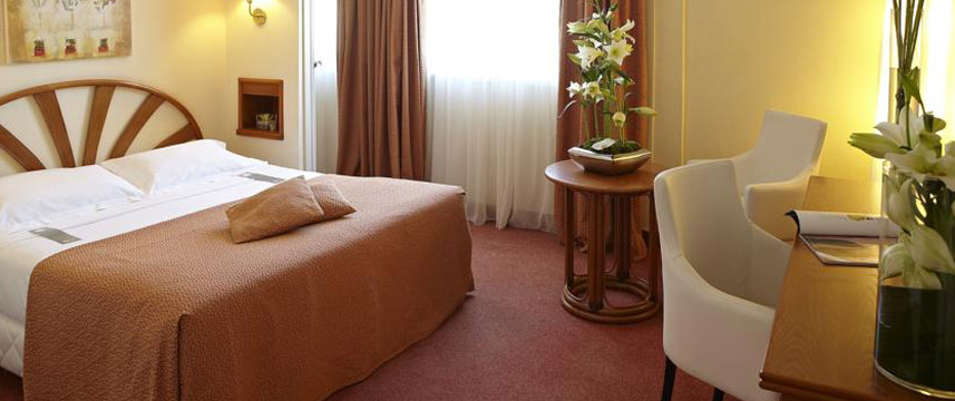 B4 Nice Plaza Hotel - Bedroom B4 Nice Plaza Hotel - Bedroom