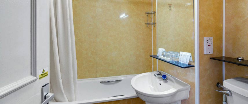 Bayswater Inn - Standard Bathroom