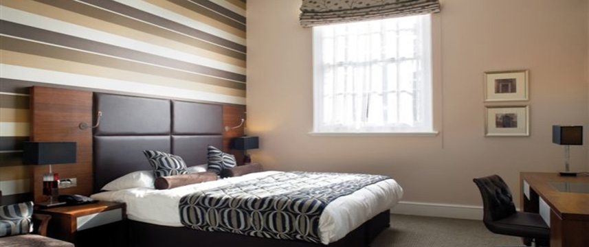 Beaumont Estate Hotel formerly Beaumont House Double bed Beaumont Estate Hotel formerly Beaumont House Double bed