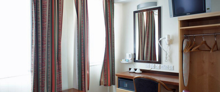 Belgrave Hotel Oval - Bedroom Facilities