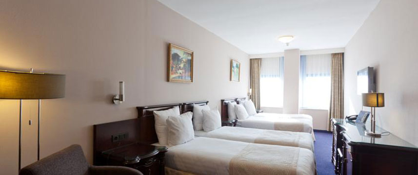 Best Western Blue Square Hotel - Family Bedroom Best Western Blue Square Hotel - Family Bedroom