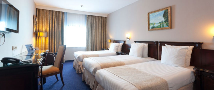 Best Western Blue Square Hotel - Triple Best Western Blue Square Hotel - Triple