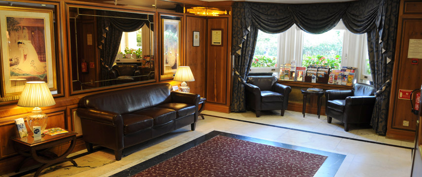 Best Western Burns Hotel - Lobby Best Western Burns Hotel - Lobby