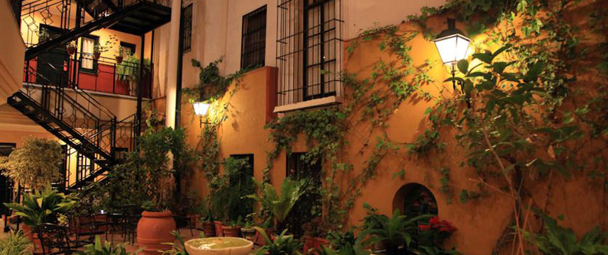 Best Western Cervantes Hotel - Courtyard