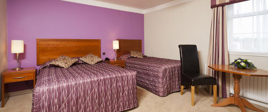 Best Western Eviston House Hotel - Triple Bedroom