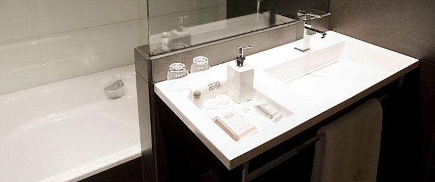 Best Western Hotel Alfa Aeropuerto - Bathroom