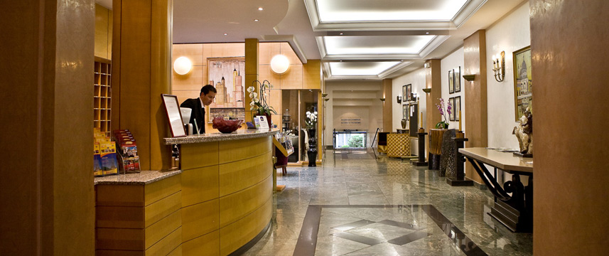 Best Western Le Patio St Antoine - Reception Best Western Le Patio St Antoine - Reception