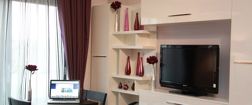 Best Western Maitrise Suites and Apartments - Living room