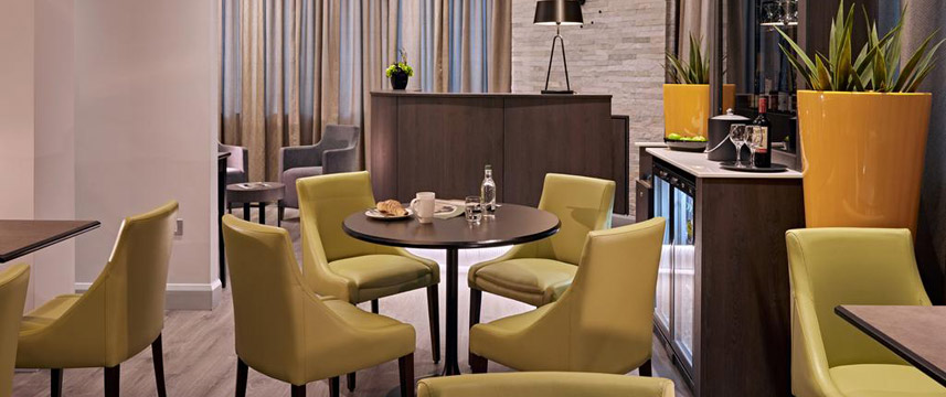 Best Western Plus Vauxhall Hotel - Lounge Area