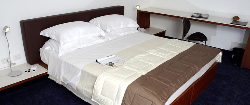 Black Hotel - Double Room Black Hotel - Double Room