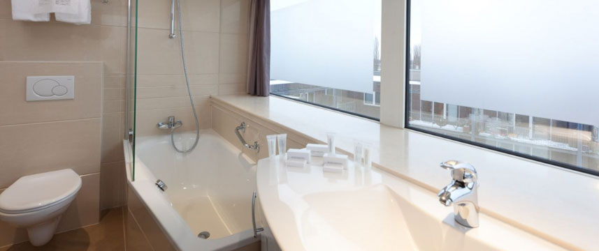 Blue Tower Hotel Executive Bathroom Blue Tower Hotel Executive Bathroom