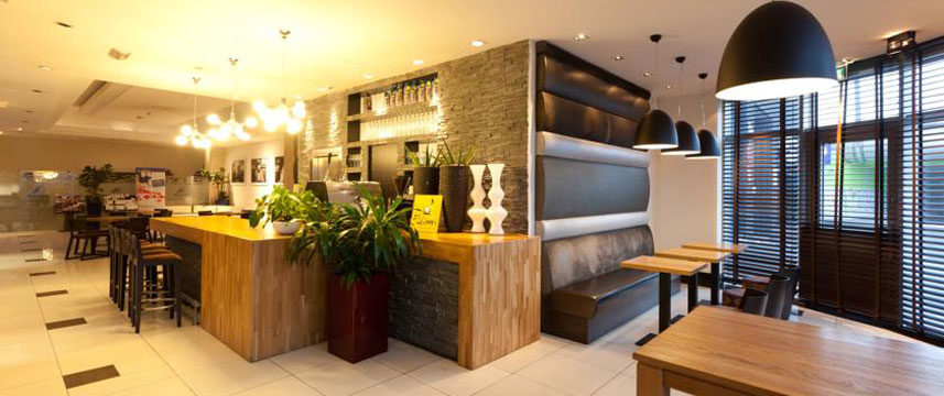 Blue Tower Hotel Lounge Blue Tower Hotel Lounge