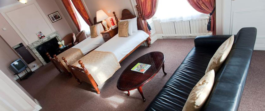 Britannia Adelphi - Twin