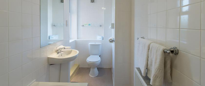 Britannia Country House Hotel - Bathroom Britannia Country House Hotel - Bathroom