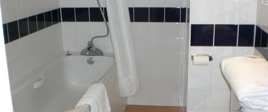 Britannia Hotel Bournemouth - Bathroom