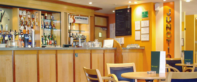Britannia Leeds Bradford Airport - Bar