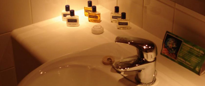 Britannia Nottingham - Bathroom