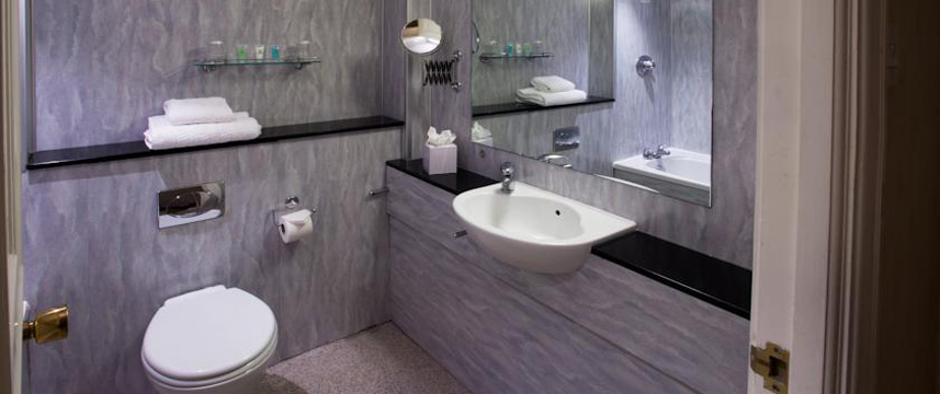 Britannia Sachas Bathroom