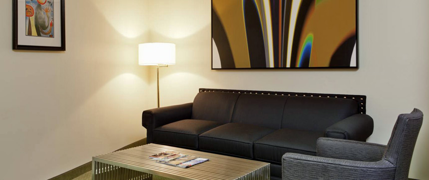 Broadway Plaza Hotel - Apartment Seating Broadway Plaza Hotel - Apartment Seating