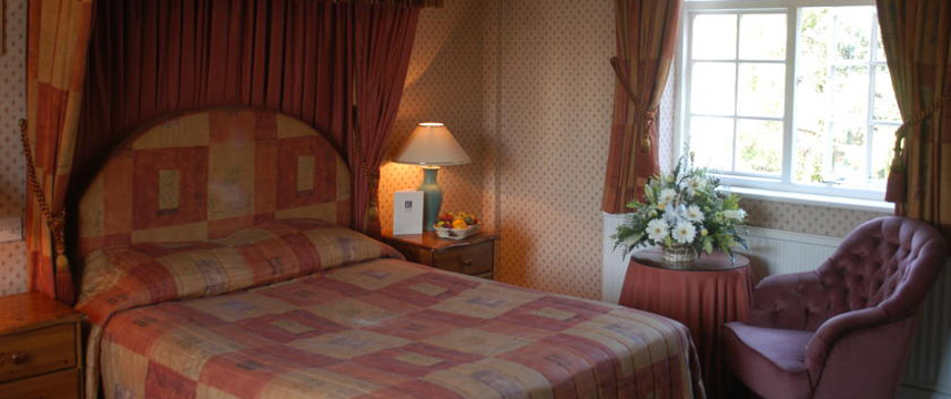 Brook Marston Farm Hotel - Double Bedroom