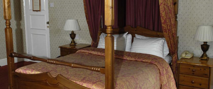 Brook Marston Farm Hotel - Four Poster