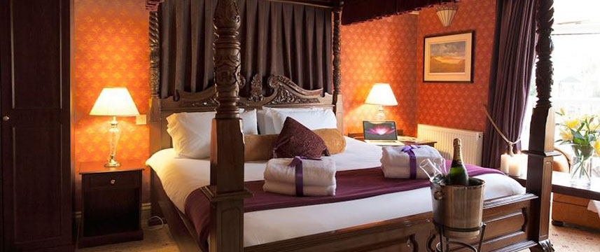 Brooklands Grange Hotel Poster Bed Brooklands Grange Hotel Poster Bed